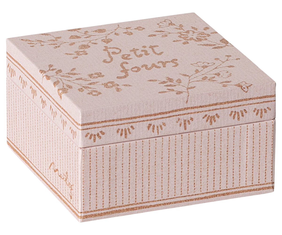 Maileg Cakes and cakestand, Mini