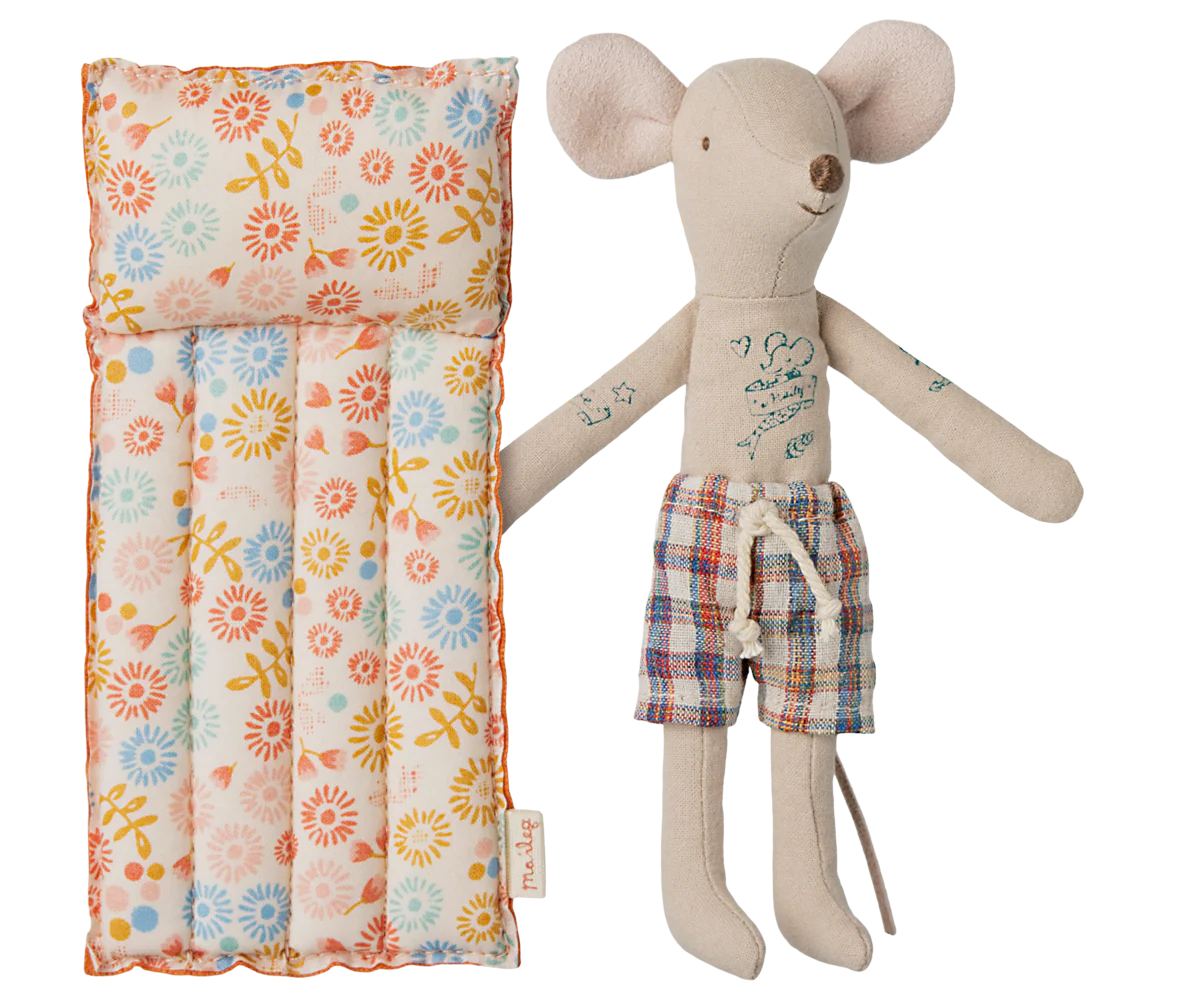 Maileg Beach mouse with air mattress, Dad - Flower