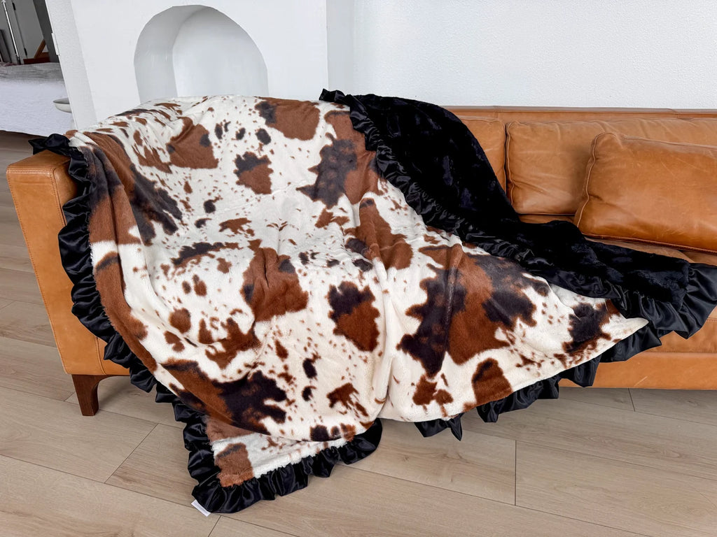 Rockin Royalty Adult Luxe Ruffle Blanket, Cozy Cowgirl