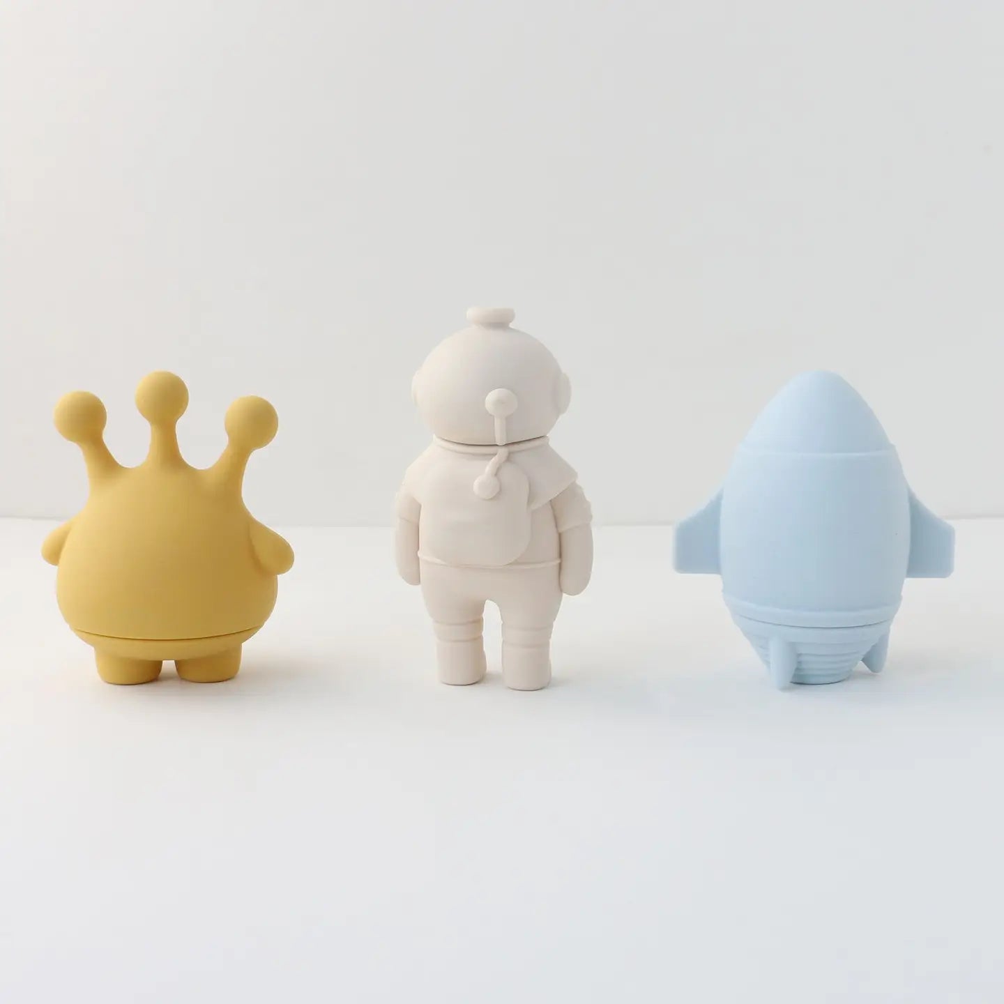 Ali+Oli (3 Piece) Bath Toy Set (Space) - Flying Ryno