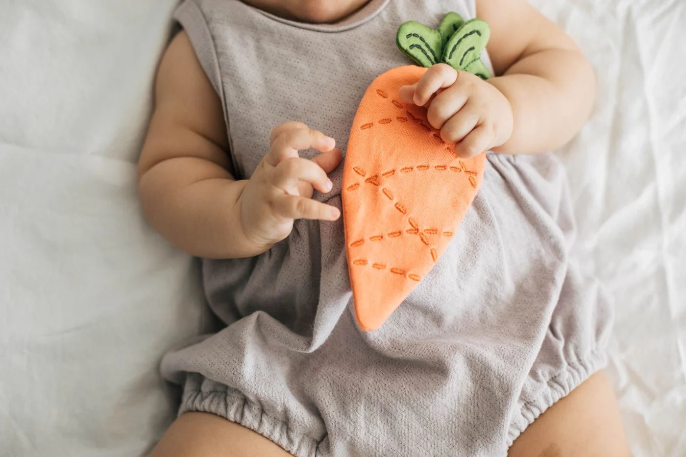 Apple Park Mini Carrot Crinkle Blankie - Flying Ryno