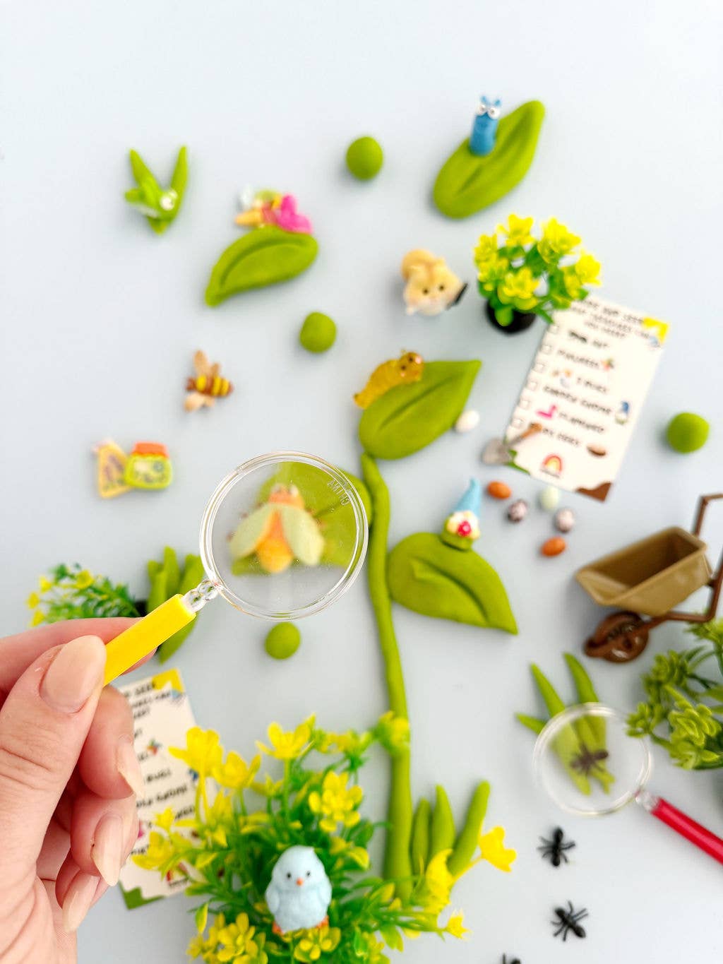 Earth Grown KidDoughs Backyard Bug Seek 'n Find KidDough Play Kit - Flying Ryno