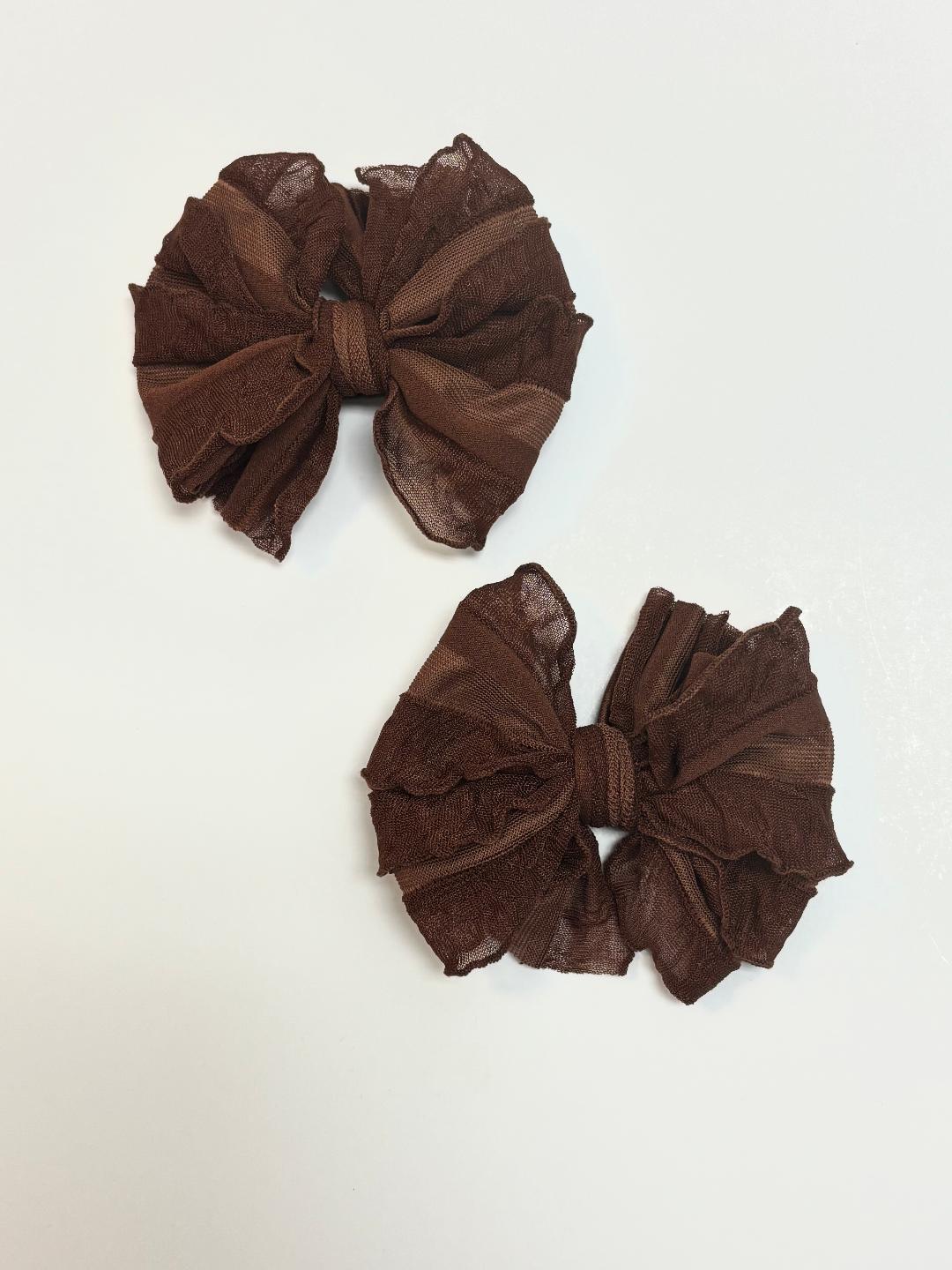 In Awe by Rockin' Royalty Ruffled Hair Clip Piggy Set, Brown - Flying Ryno