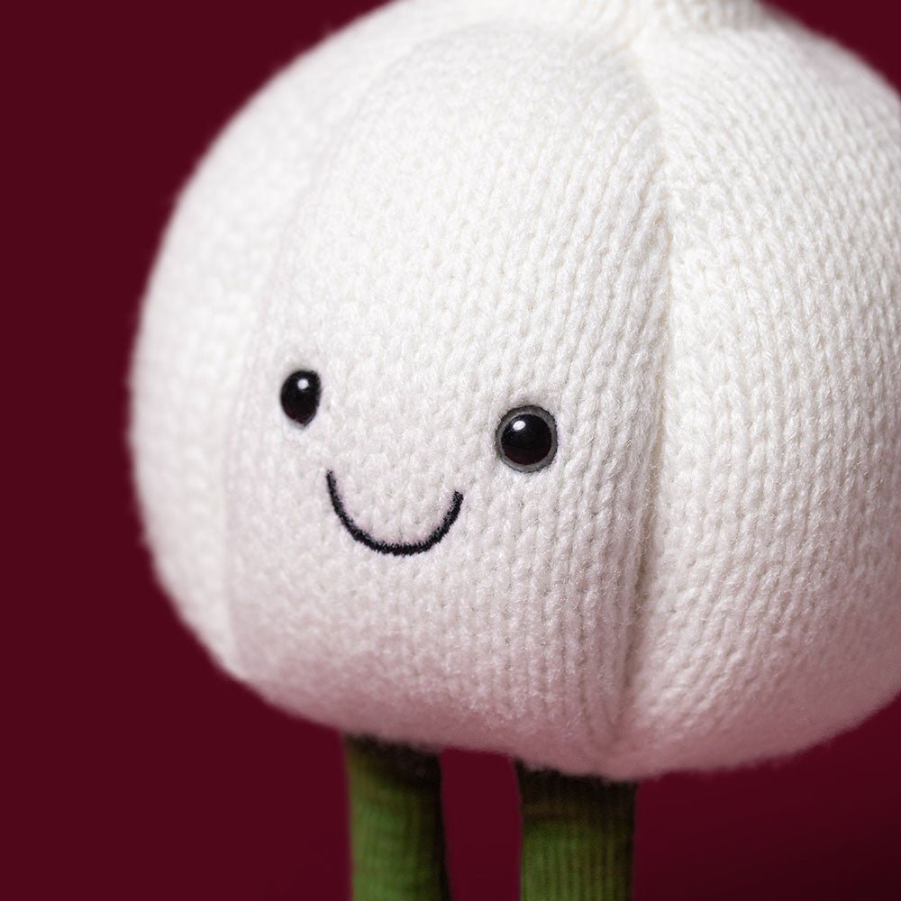 Jellycat Amuseables Garlic - Flying Ryno
