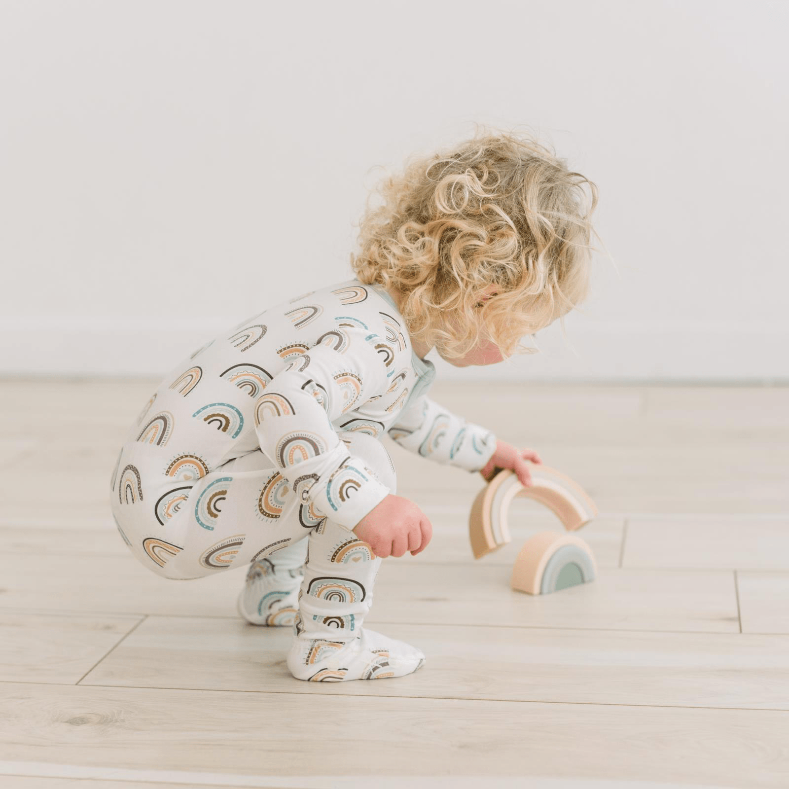 Kickee Pants Print Footie with 2 Way Zipper, Earthy Rainbows - Flying Ryno