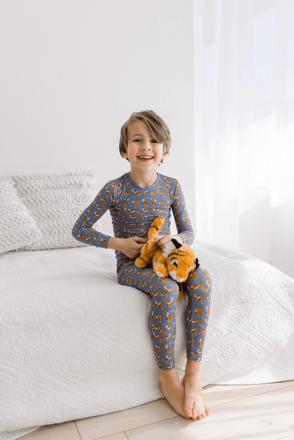Kickee Pants Print Long Sleeve Pajama Set, Moonlight Tiger - Flying Ryno