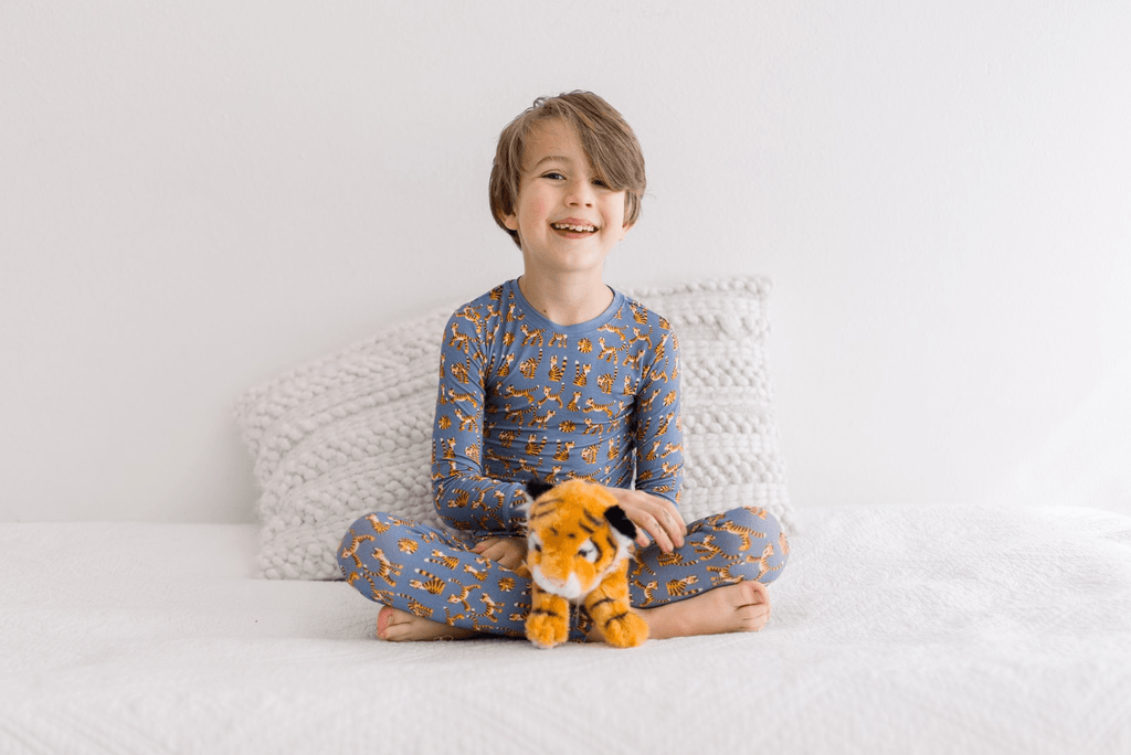 Kickee Pants Print Long Sleeve Pajama Set, Moonlight Tiger - Flying Ryno