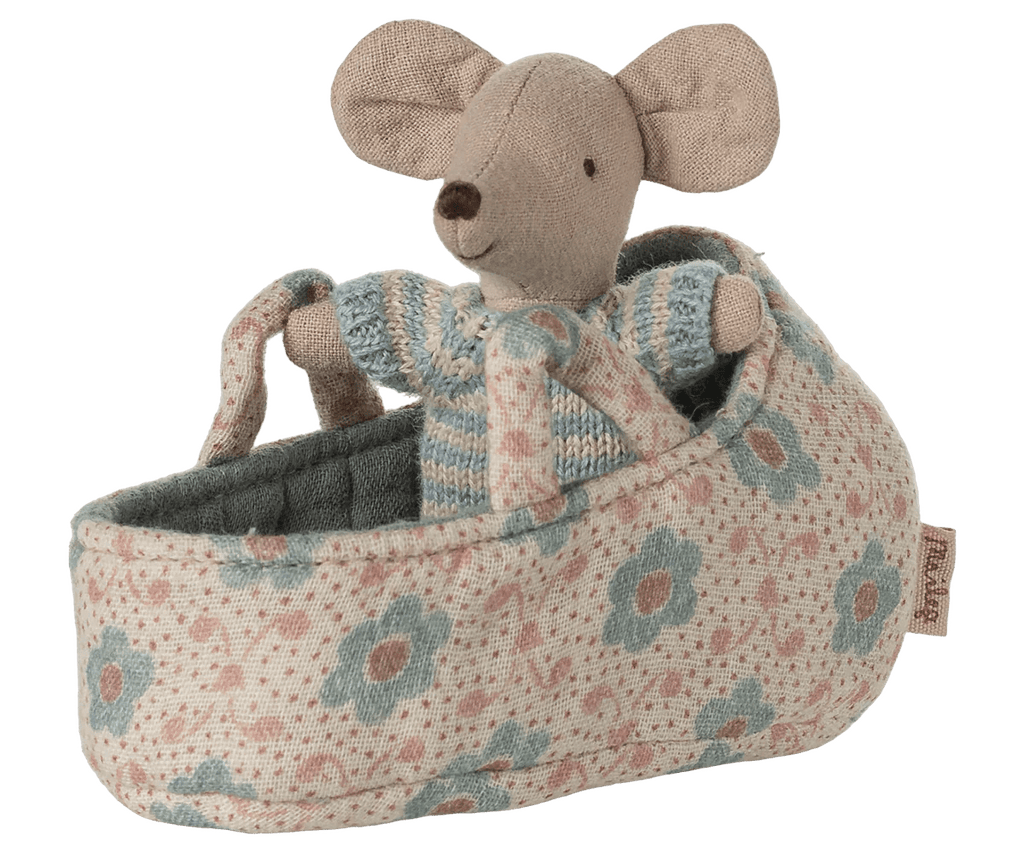 Maileg Baby mouse in carry cot - Blue - Flying Ryno