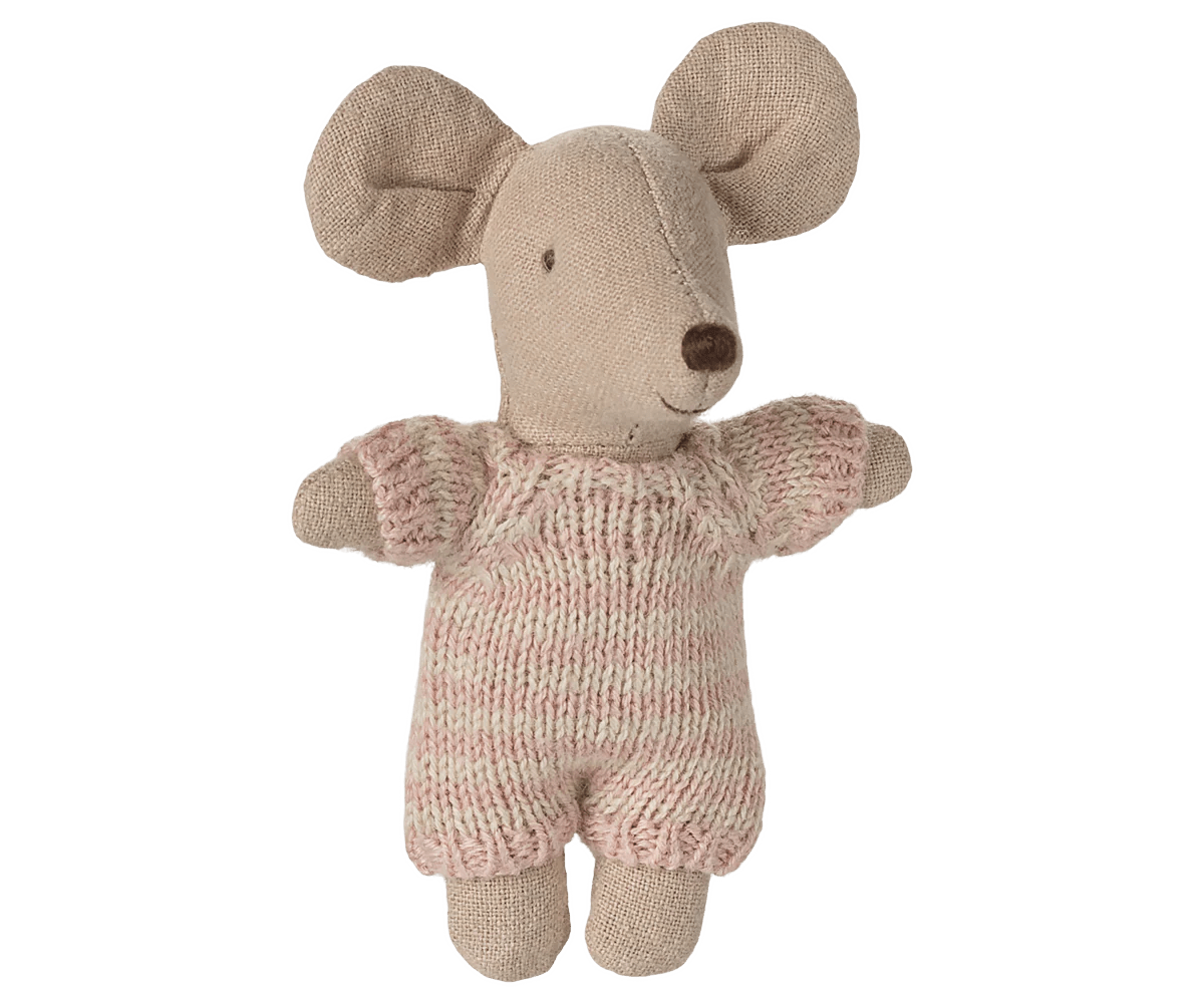 Maileg Baby mouse in carry cot - Rose - Flying Ryno