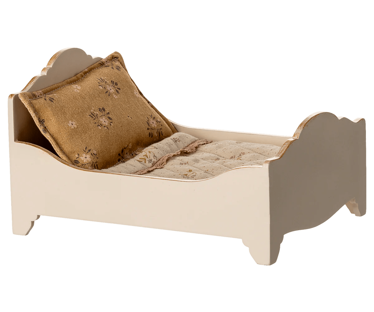 Maileg Bed, Mouse - Off white - Flying Ryno