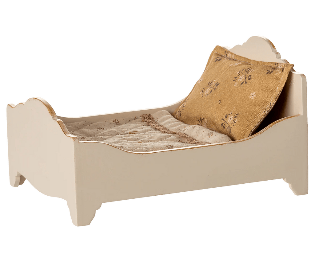 Maileg Bed, Mouse - Off white - Flying Ryno