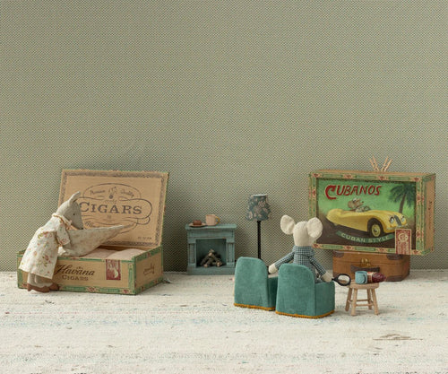Maileg Grandma & Grandpa Mice in Cigarbox - Flying Ryno
