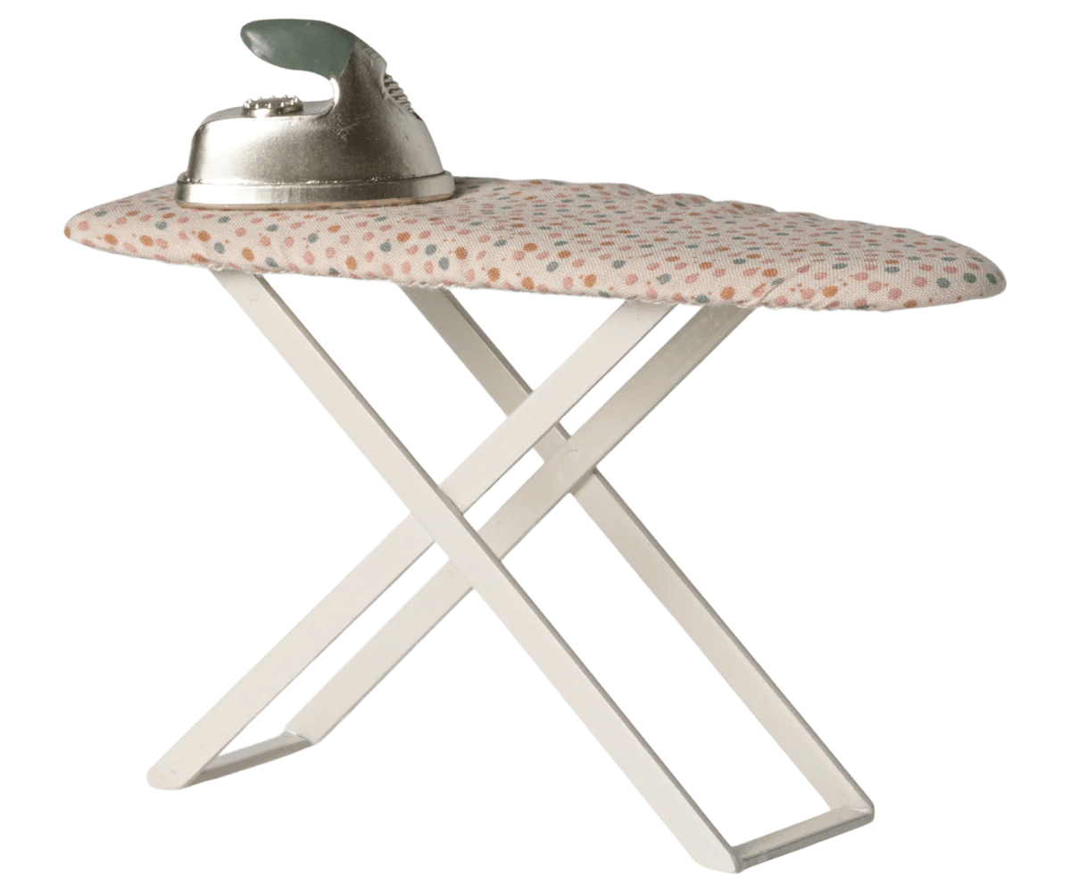 Maileg Iron and ironing board, Mouse - Flying Ryno