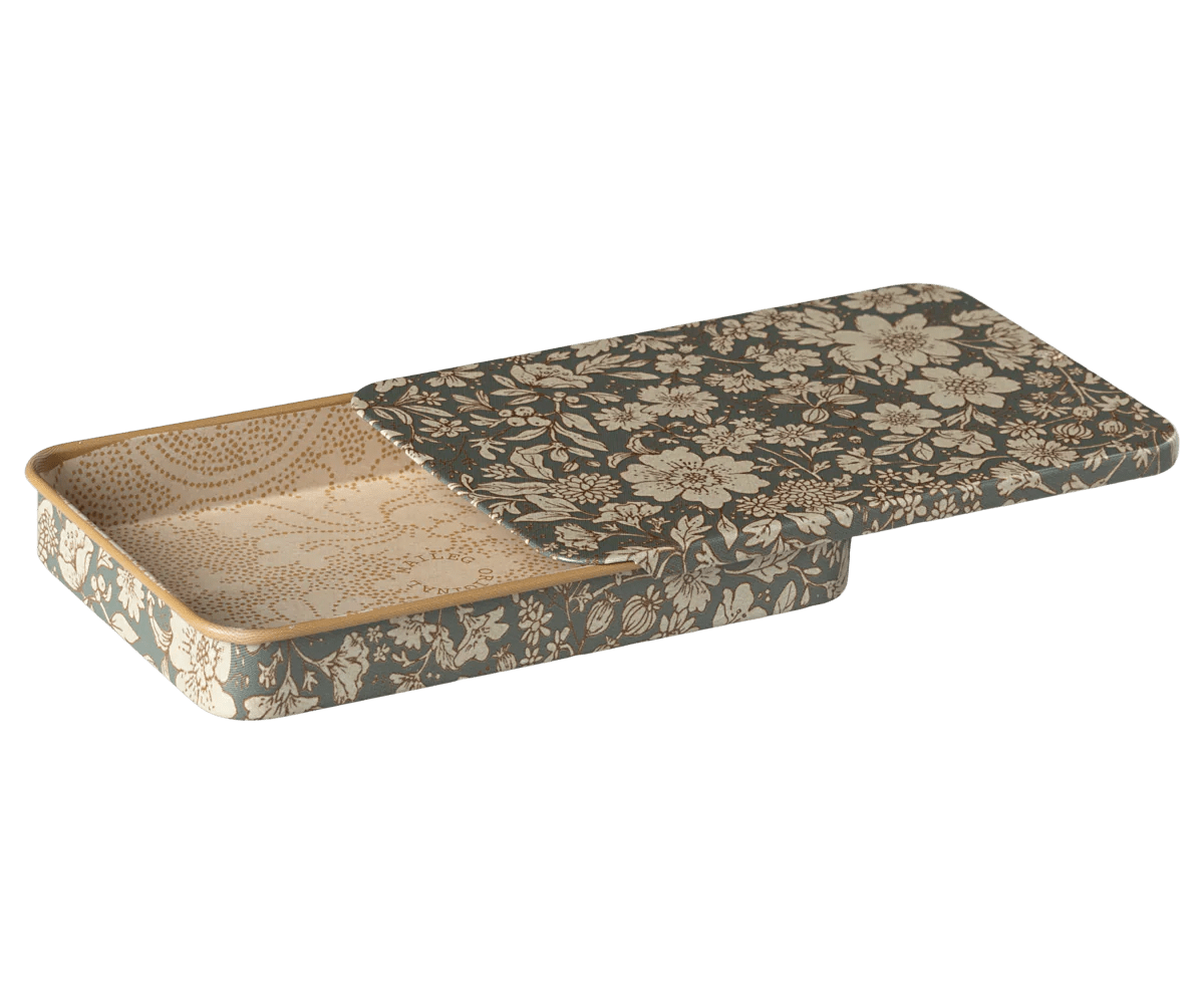 Maileg Metal box w. sliding lid, Blossom - Blue - Flying Ryno