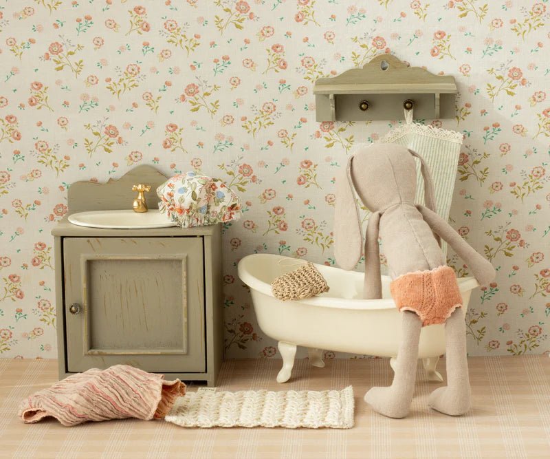 Maileg Miniature Shelf - Flying Ryno