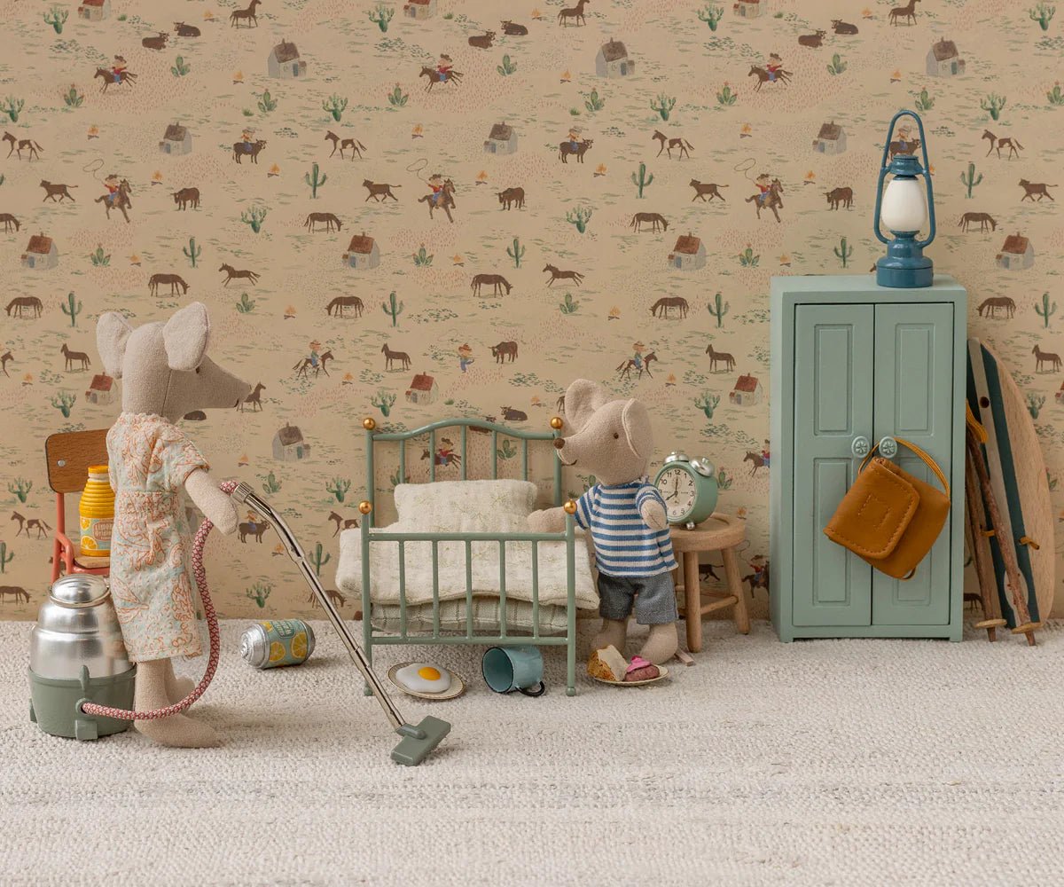 Maileg Vintage single bed, Mouse - Mint - Flying Ryno