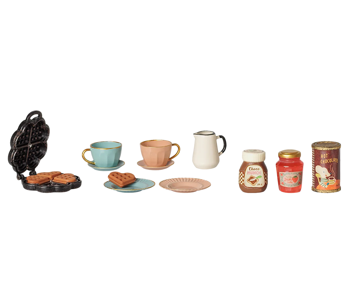 Maileg Waffle Set, Mouse - Flying Ryno
