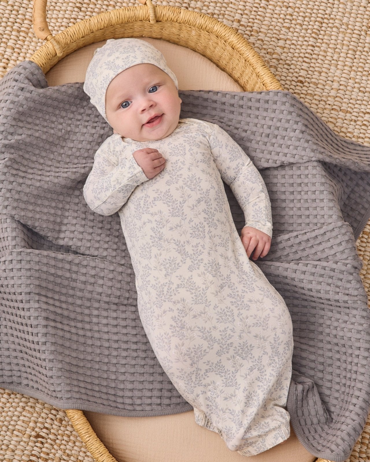Quincy Mae Bamboo Baby Gown and Hat Set, Cloud Floral - Flying Ryno
