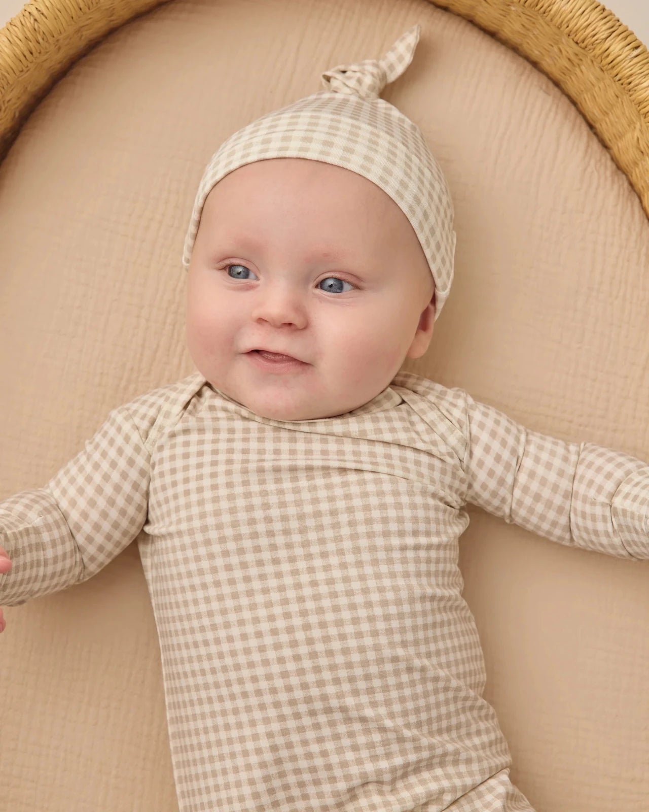 Quincy Mae Bamboo Baby Gown and Hat Set, Oat Gingham - Flying Ryno