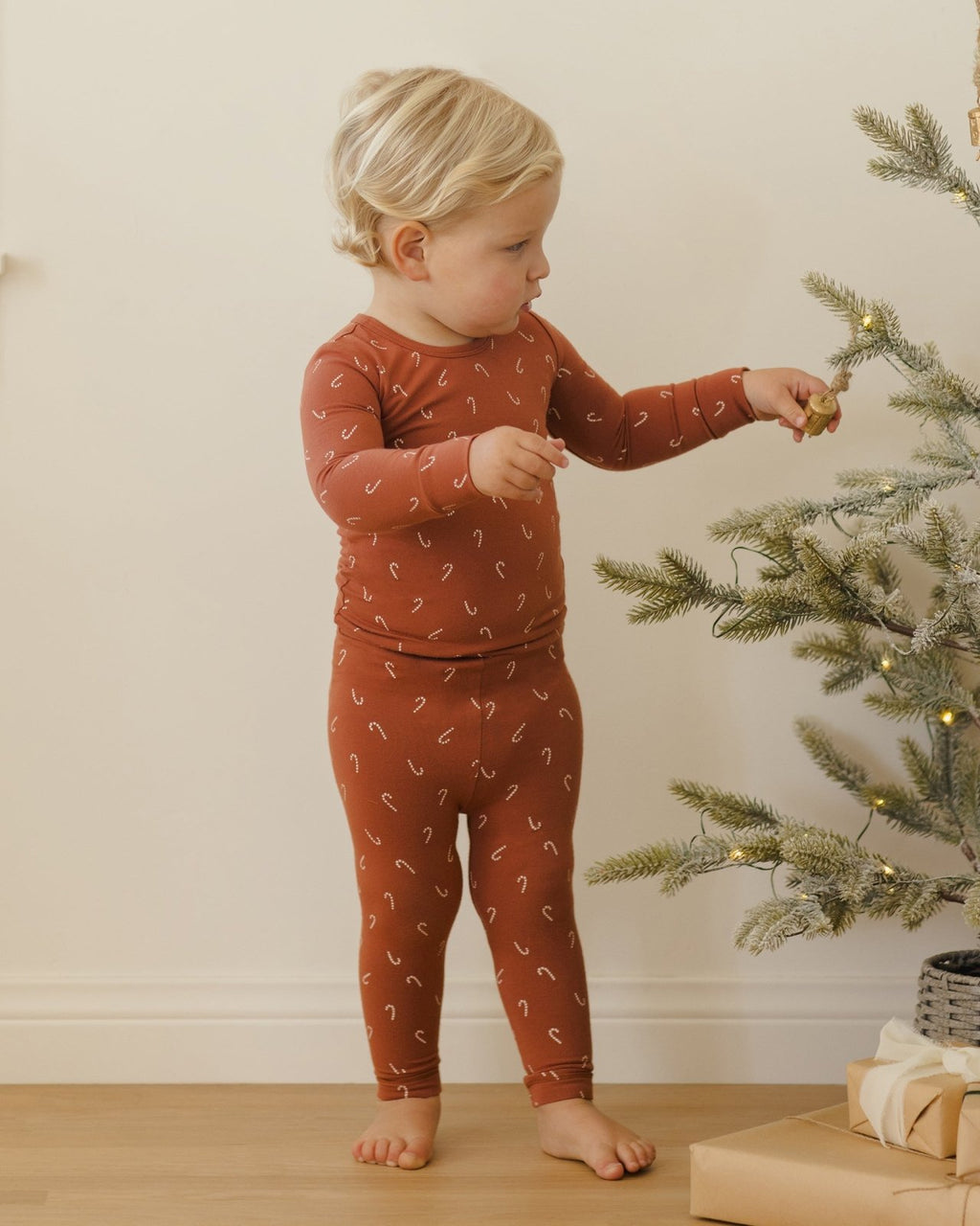 Quincy Mae Bamboo Pajama Set, Candy Canes - Flying Ryno