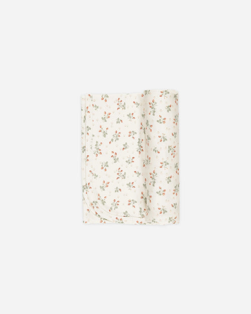Quincy Mae Bamboo Swaddle, Strawberries - Flying Ryno