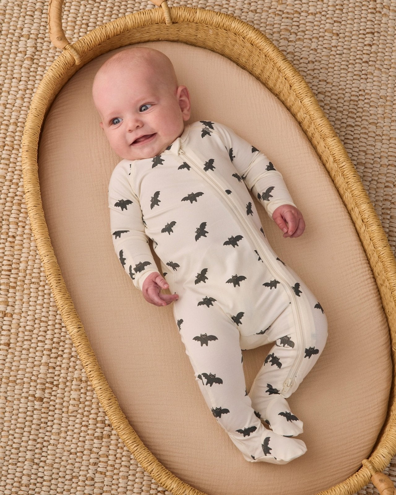 Quincy Mae Bamboo Zip Footie, Bats - Flying Ryno