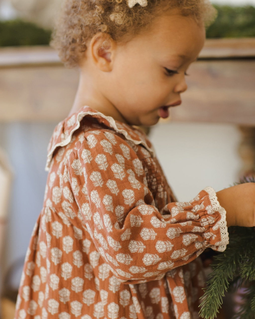 Quincy Mae Callie Dress, Holiday Fleur - Flying Ryno