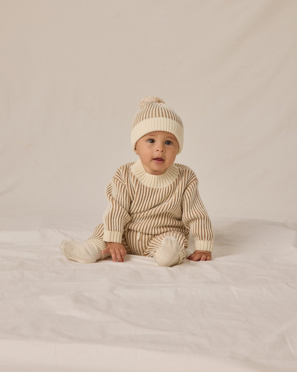 Quincy Mae Relaxed Knit Sweater and Chunky Knit Pant Set, Gold - Flying Ryno