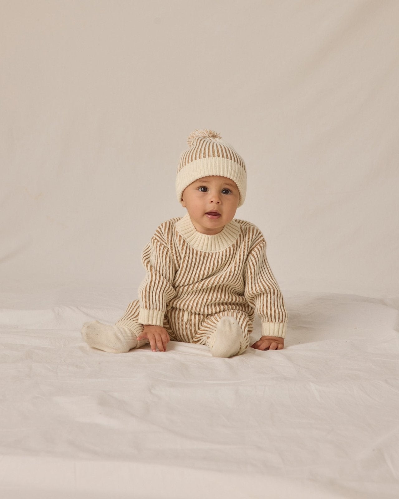 Quincy Mae Relaxed Knit Sweater and Chunky Knit Pant Set, Gold - Flying Ryno
