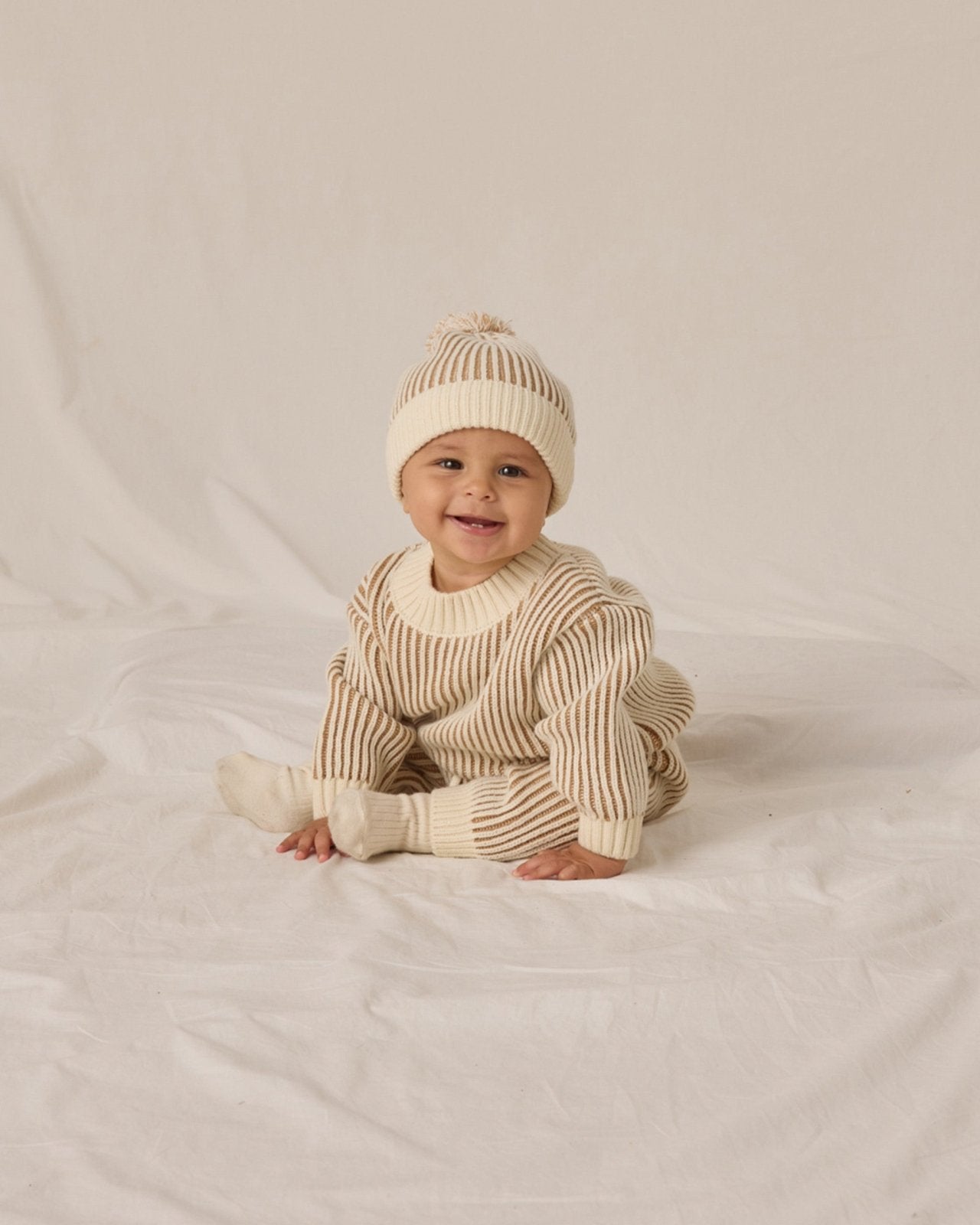 Quincy Mae Relaxed Knit Sweater and Chunky Knit Pant Set, Gold - Flying Ryno