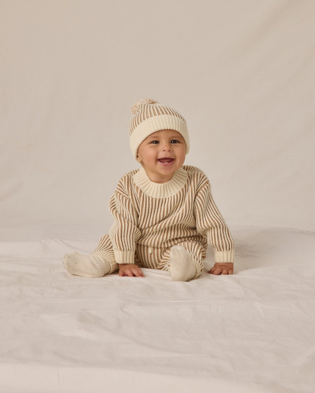 Quincy Mae Relaxed Knit Sweater and Chunky Knit Pant Set, Gold - Flying Ryno