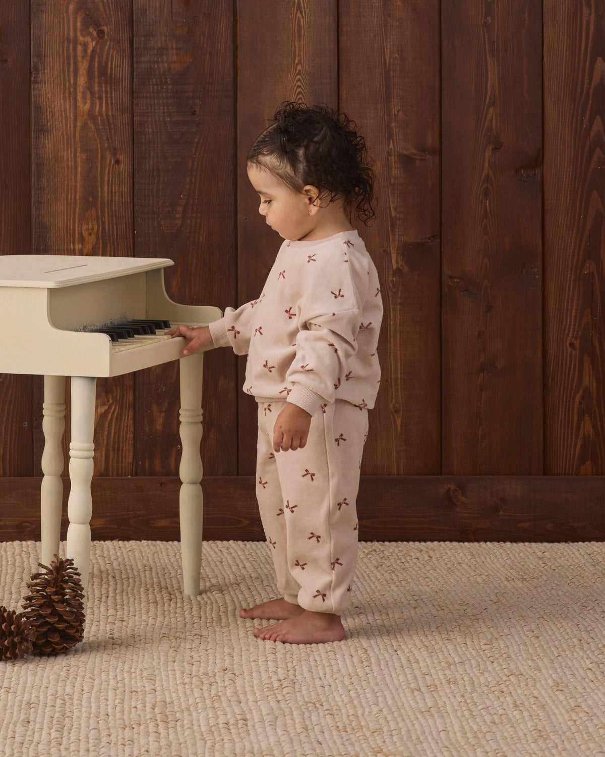 Quincy Mae Velour Relaxed Sweatshirt and Sweatpant, Set, Red Bows - Flying Ryno