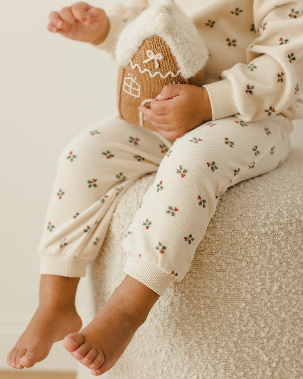 Quincy Mae Velour Relaxed Sweatshirt + Sweatpant Set, Holly Berry - Flying Ryno
