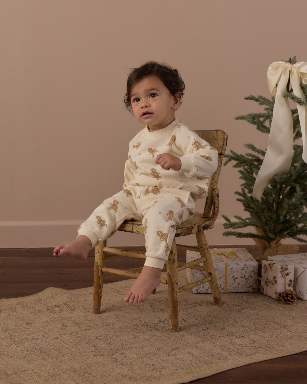 Rylee and Cru Raglan Jumpsuit, Santa - Flying Ryno