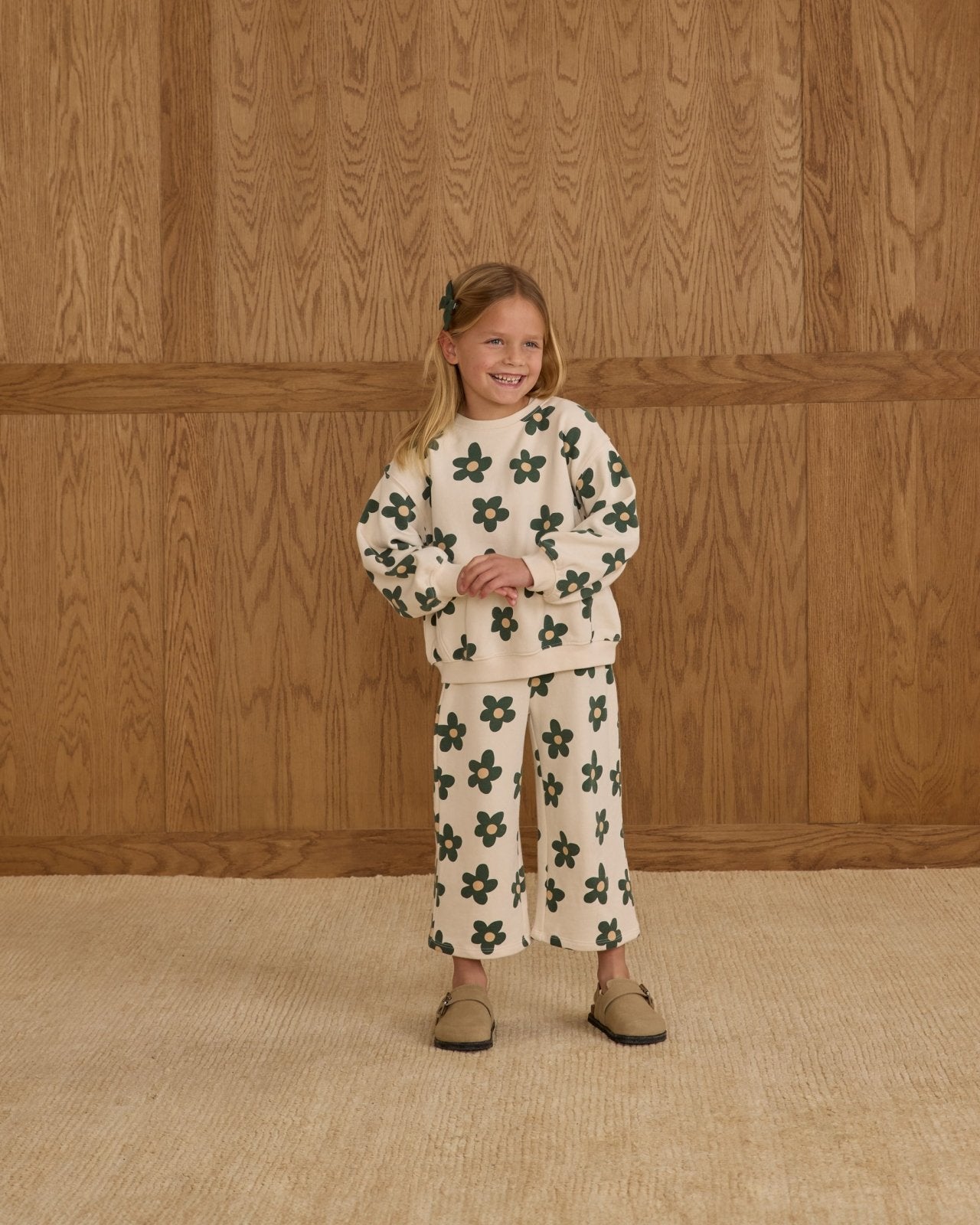 Rylee + Cru Oversized Sweatshirt and Wide Leg Sweatpant Set, Daisy - Flying Ryno