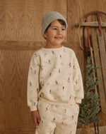 Rylee + Cru Relaxed Sweatshirt + Jogger Sweatpant Set, Skiers - Flying Ryno
