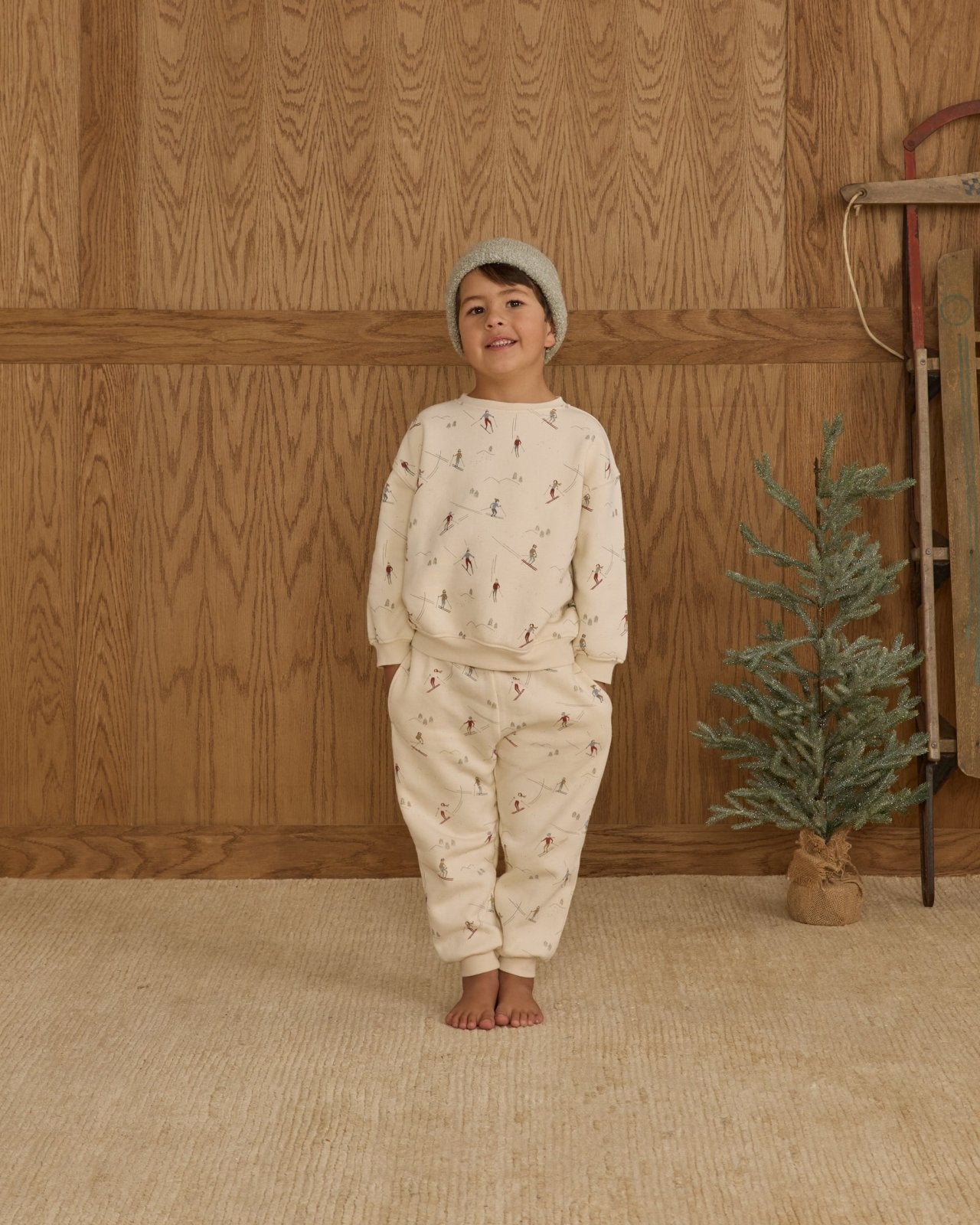 Rylee + Cru Relaxed Sweatshirt + Jogger Sweatpant Set, Skiers - Flying Ryno