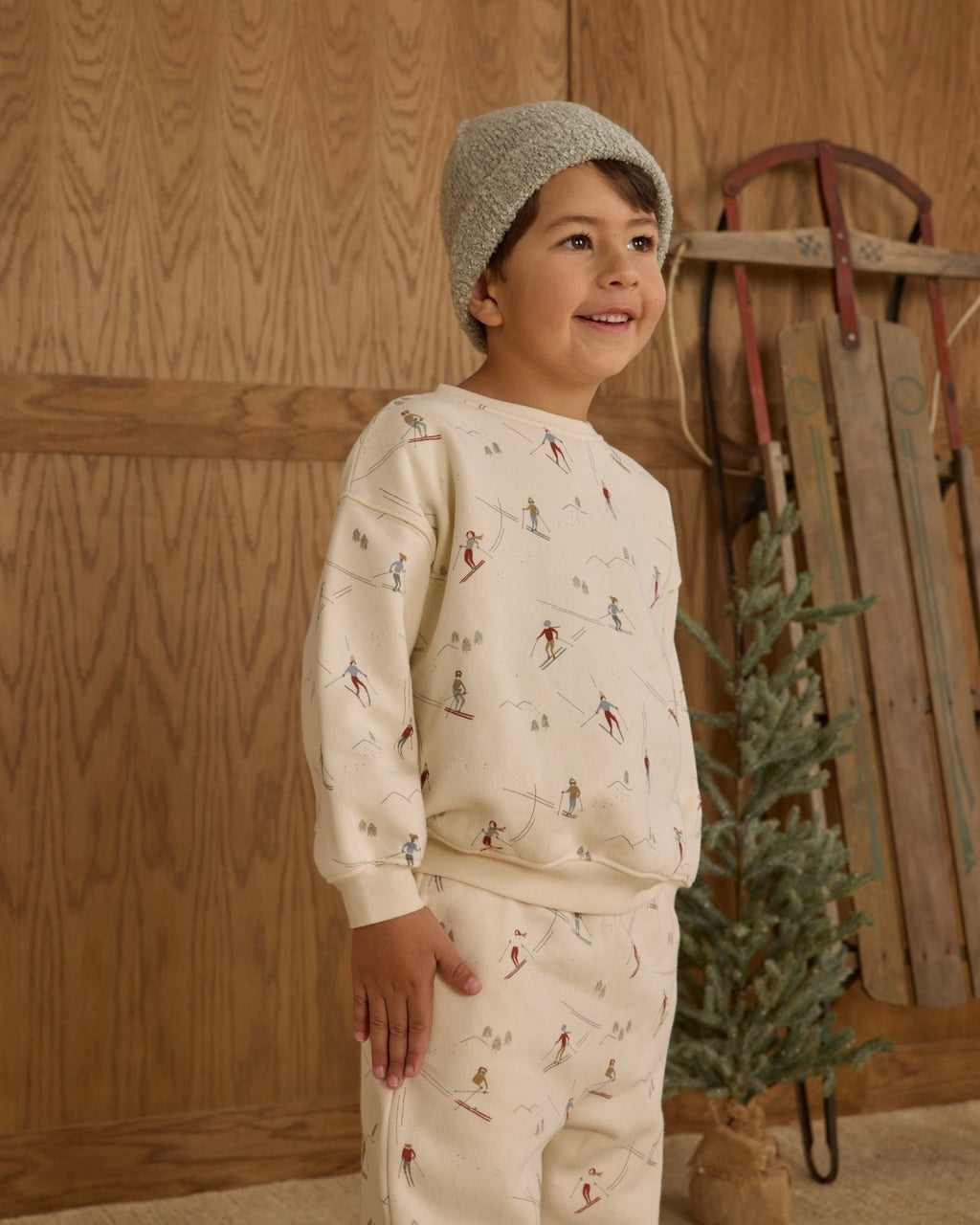 Rylee + Cru Relaxed Sweatshirt + Jogger Sweatpant Set, Skiers - Flying Ryno