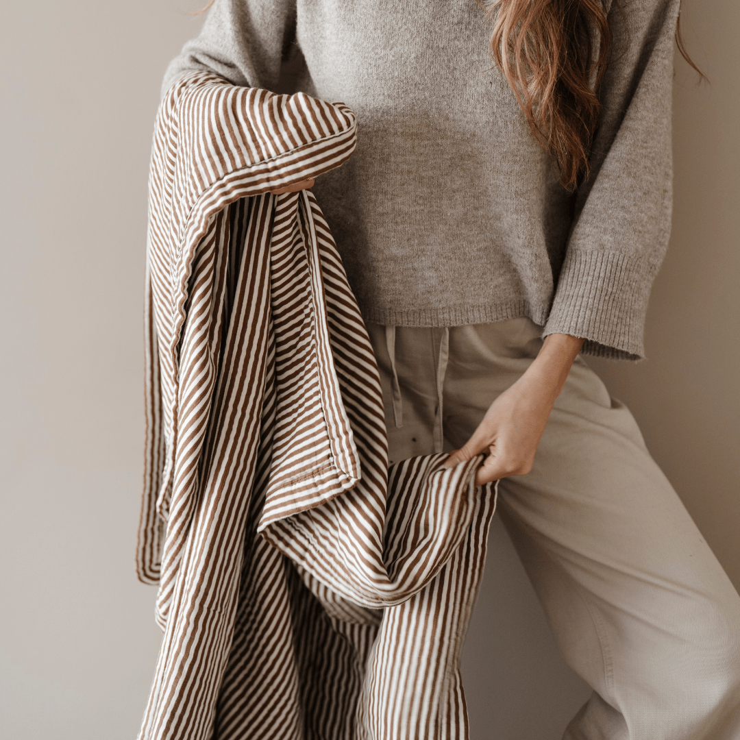 Saranoni Bamboo Rayon Muslin XL 4-Layer Quilt, Leo - Flying Ryno