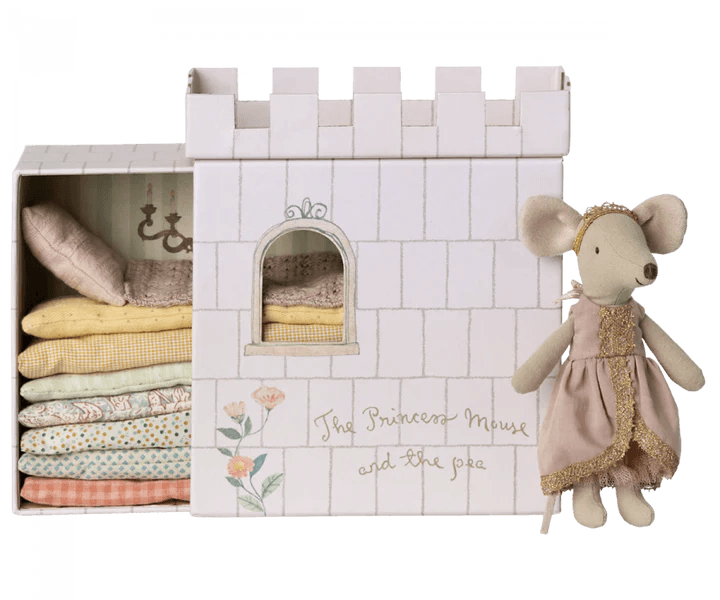 Maileg Princess and the pea, Big sister mouse - Flying Ryno