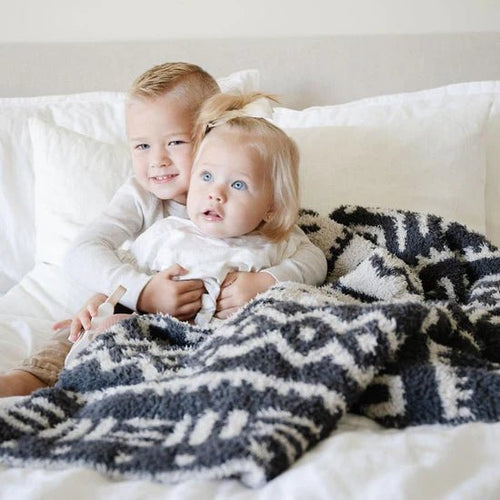 Saranoni Double-Layer Bamboni Throw Blanket - Flying Ryno