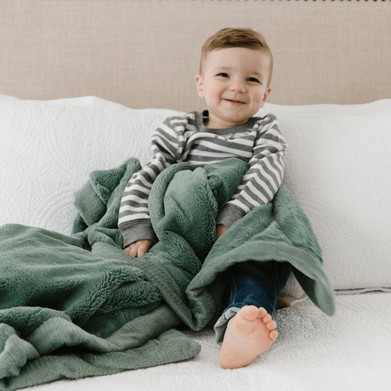 Saranoni Lush Toddler Blanket - Flying Ryno