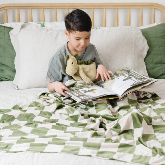 Saranoni Minky Stretch XL Throw Blanket - Flying Ryno